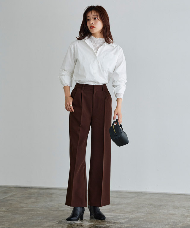 ヘルシーな肌見せが叶うシアートップス！秋におすすめの大人トレンド