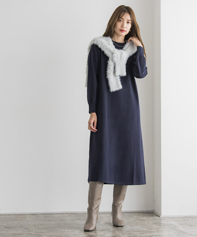 ニットワンピをパレット代わりに！プラスするアイテムは明るめの色をチョイス