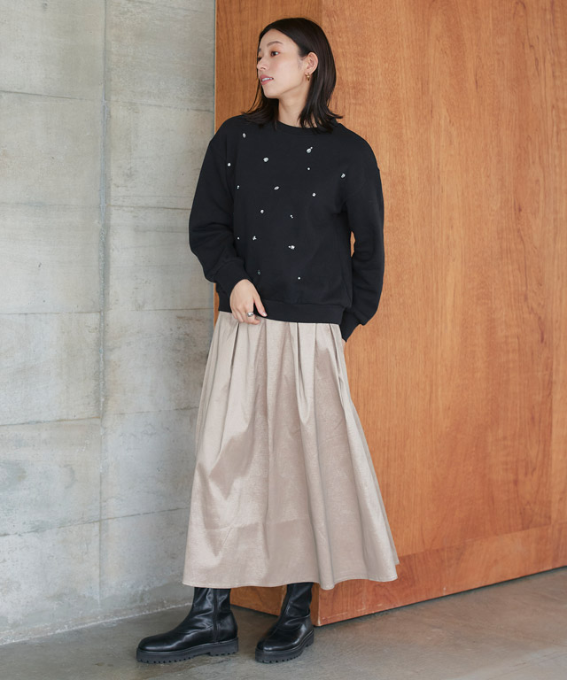 無敵おしゃれ服が登場！キラキラスウェットで旬顔＆体型カバーもバッチリ♪