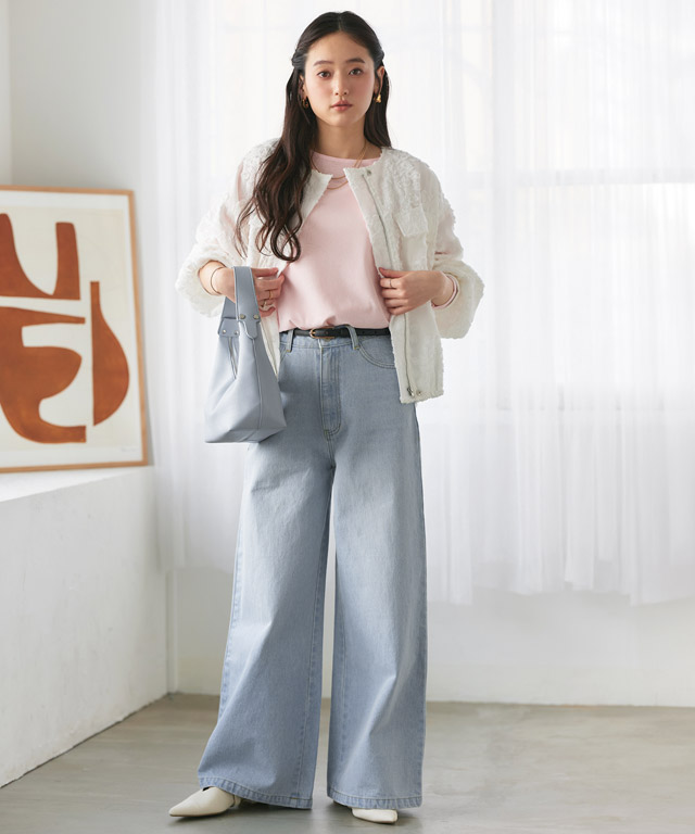 ジャカードブルゾン×ピンクT×ワイドデニムで作る、淡色パステルの春フェミニンコーデ！！