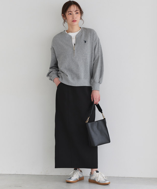 ノーカラースウェット×タイトスカートで作る洗練きれいめMIX